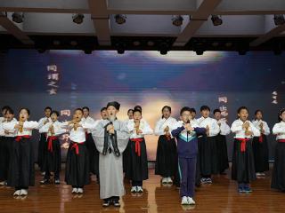 青岛市即墨区举办“心灵的放歌”未成年人心理健康教育成果展示活动