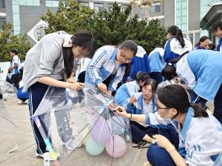 济南市莱芜第一中学：心理游园会 治愈每一刻
