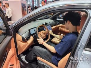 武汉交通职业学院：“行走的专业课”科技感拉满