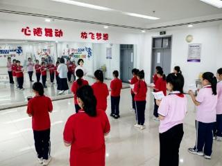 潍坊经济开发区张氏（总部经济）发展中心组织开展基层文化建设指导员进社区活动