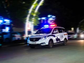 万年县公安局开展夏夜治安巡查宣教、清查整治第一次集中统一行动