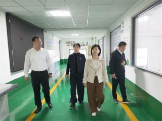 滨州市妇女儿童事业发展中心主任张玲玲到棣丰街道调研