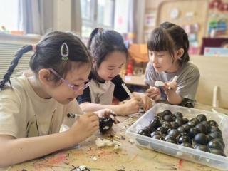 变废为宝护瑰宝——济南历下三幼以六一布展彰显生态学校创建成果