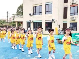 上饶枫岭头镇中心幼儿园开展2026年庆六一主题活动
