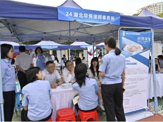 校所携手、37家律所齐聚！湖北警官学院打造法学人才就业盛宴