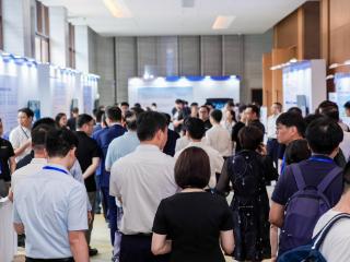 开源鸿蒙开发者大会2026召开 生态交流区全景呈现千行百业创新成果