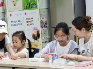 斜塘社区：巧手筑童趣，相伴庆六一