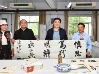 “文润沂蒙·书法百校行”启动仪式暨临沂职业学院第十二届读书月书画笔会活动举办