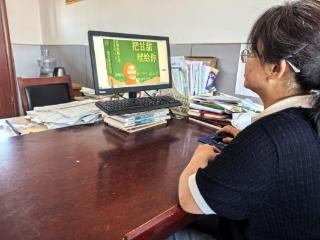 淄博市高青县常家中心小学开展“玫瑰书香”女职工读书沙龙活动