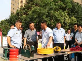 菏泽市市场监管局组织开展电梯应急救援演练