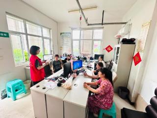 启东南城区街道工会 “法润职工・和谐同行” 劳动法治宣传系列活动简讯