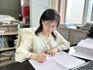 深耕杏坛守初心 书香育人绽芳华——临沂四中优秀教师王炜