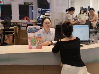 上饶市广丰区：“政务夜市”上线 便民服务不打烊
