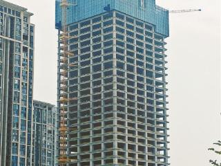 厦门国际商务核心区A1地块首栋高楼封顶
