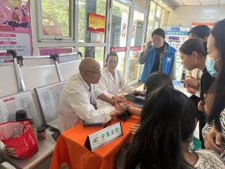 济宁市任城区金城街道长安社区：中医义诊进社区，健康服务“零距离”