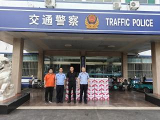 警保携手护航高考-平安产险阳信支公司暖心慰问执勤交警