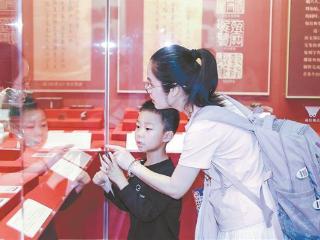 赏龙玺制龟粿 鼓浪屿故宫文物馆推出特别活动
