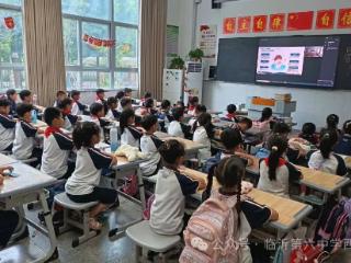 临沂六中西城校区开展防溺水安全专题讲座