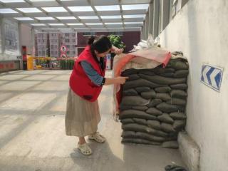 济宁市任城区李营街道枫阳社区开展“紧绷纪律之弦，筑牢廉洁防线”夏季安全生产志愿服务活动