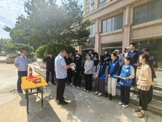 济宁市任城区南张街道悦心社区开展“筑牢安全防护网 网格守护保平安”志愿服务活动