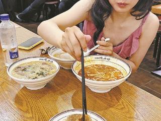 从日常小吃成为特色伴手礼 厦门烧肉粽香出圈