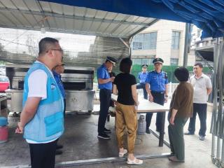 济南市莱芜区凤城街道华冠社区：联合整治护秩序 规范经营靓街区