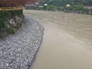 大渡河枕头坝二级水电站下游河道治理工程完工