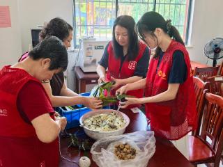 莲韵社区：粽叶裹满为民心，脚步丈量党群情