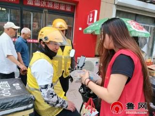 德州市陵城区安德街道开展棕香暖“新” 情满端午活动