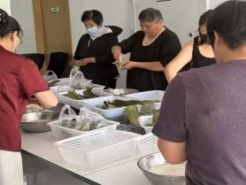 邮储银行临沂义堂支行开展端午节客户联谊活动