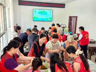 济宁市泗水县泗河街道东盛社区开展“传承文化 粽情端午”活动