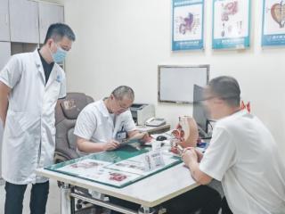 重庆曙光男科医院：从“专科”到“精专”20年深耕守护男性生殖健康！