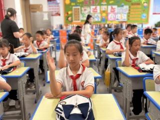 巧手展技能 劳动润童心——济南市莱芜区汶源学校香山校区三年级（4）班开展生活技能大赛