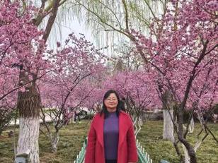 春风化雨润桃李 初心如磐映霞光——临沂四中优秀教师彭海霞