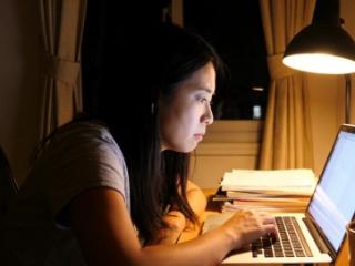 用脑过度喝什么？补脑不能靠“强行唤醒”，中疾控实证给出答案！