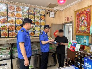 青岛西海岸新区综合行政执法局泊里中队开展燃气安全检查 筑牢用气安全防线
