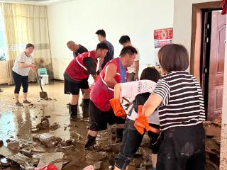 人保财险黔南分公司：“洪水退了 人保不退”