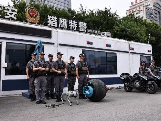 铁甲巡城，链警护商，山水间的智慧警务——媒体采访团走进温州，探访公安新质战斗力建设
