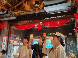 共建宋文化实践育人平台！开封文化艺术职业学院赴万岁山武侠城开展专项调研