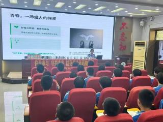 石家庄市第二十八中学开展青少年药物滥用防范主题宣讲