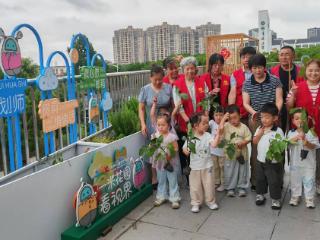 金苑社区开展“小小主理人，共治一平米”主题活动