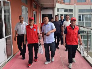 江苏省如皋市公安局老干部支部联建护航特教学子健康成长