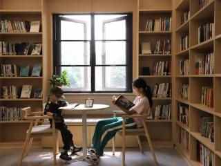 左手烟火右手书香 杭州古荡菜市旁多了个300平方米的“静心地”