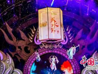 木兰草原天水节演绎水上国风盛宴 持续至8月底