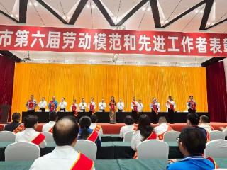 深耕文旅一线 讲好朝天故事｜“雪域高原女孩”获评广元市先进工作者