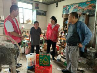 济宁市泗水县泗河街道仲子社区组织开展“走访送关怀、银发讲党史”“七一”系列活动