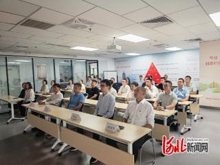 平安产险唐山中心支公司党委组织集中收看庆祝中国共产党成立105周年大会直播