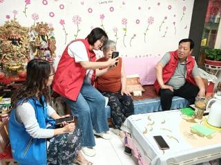 济宁市任城区越河街道王母阁社区：“悦和速递”上门办 便民服务零跑腿