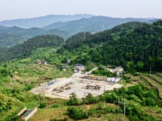 涪陵页岩气田：上半年油气生产双双“硬过半”