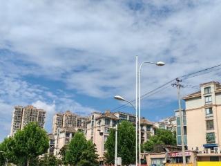 安徽“北热南雨”格局持续：淮河以北局部38℃，沿淮至沿江迎持续强降水
